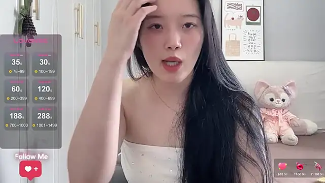 Snapshot of rose-u chatting on May 23, 2026, 3:56 am rose-u online show from May 23, 2026, 3:56 am