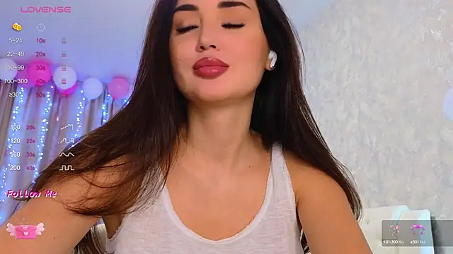 LaraSkinny online show from December 19, 2024, 3:18 am