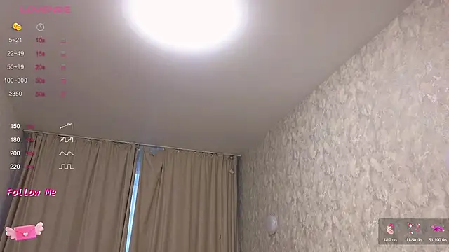 LaraSkinny online show from October 16, 2025, 2:12 am