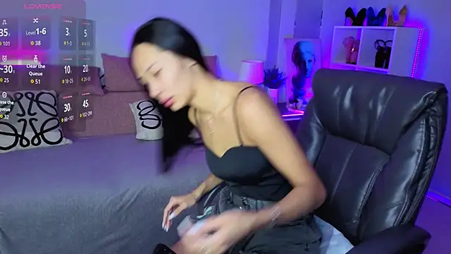  MIURA  online show from December 2, 2025, 1:00 am