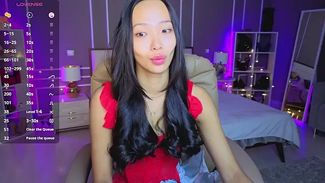  MIURA  online show from April 3, 2026, 1:03 am