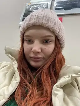 AmmyHot online show from December 22, 2024, 10:28 am