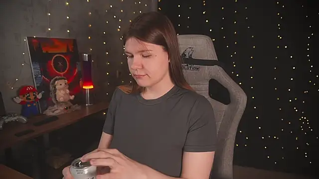 Snapshot of cuteamberlyyy chatting on February 15, 2026, 4:31 am cuteamberlyyy online show from February 15, 2026, 4:31 am