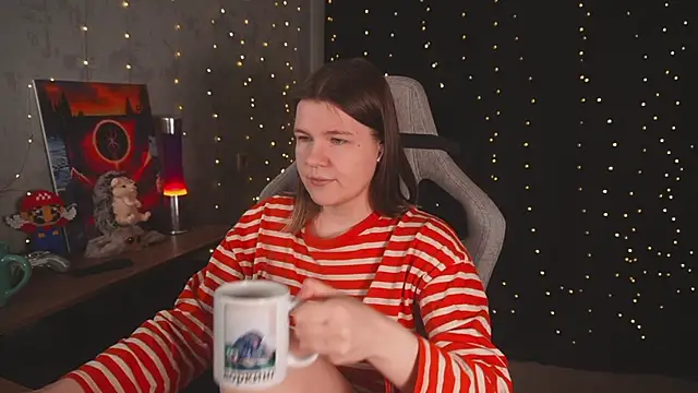 cuteamberlyyy online show from April 16, 2026, 12:55 am