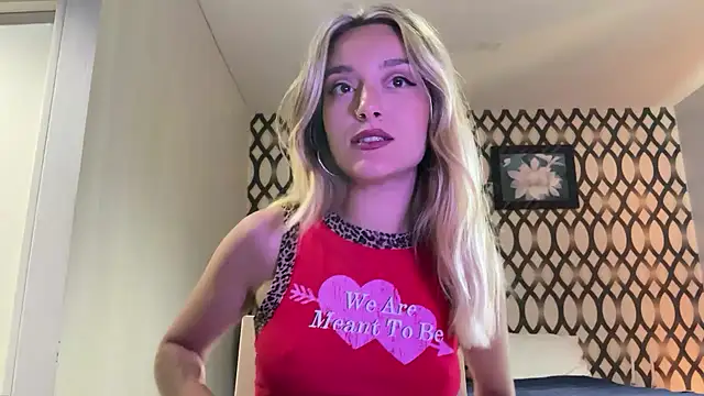 SirenaBelle online show from March 16, 2025, 9:38 am