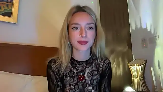 SirenaBelle online show from November 23, 2025, 12:54 am