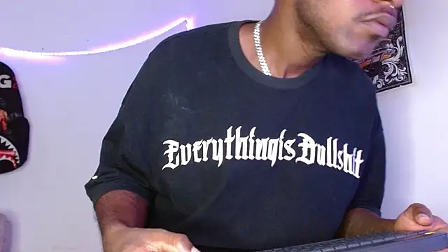 king  Black online show from January 9, 2026, 2:09 pm