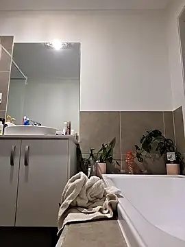 Pussy69Kat online show from September 30, 2025, 11:59 am