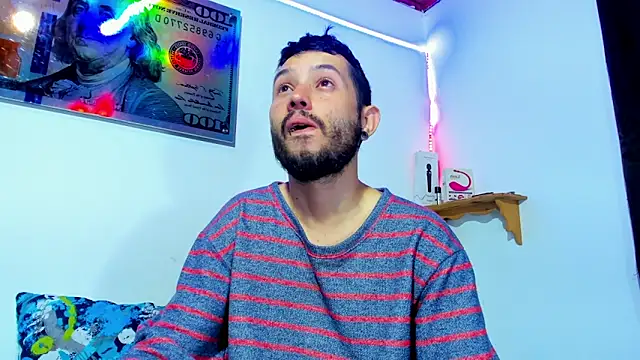 Snapshot of Bad_Couple_1 chatting on February 16, 2025, 7:04 am Bad Couple 1 online show from February 16, 2025, 7:04 am