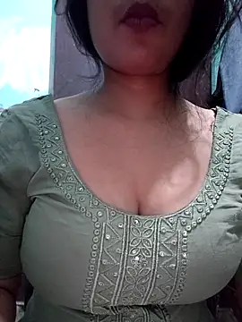 Snapshot of Kavita_ji chatting on May 8, 2026, 12:16 am Kavita ji online show from May 8, 2026, 12:16 am