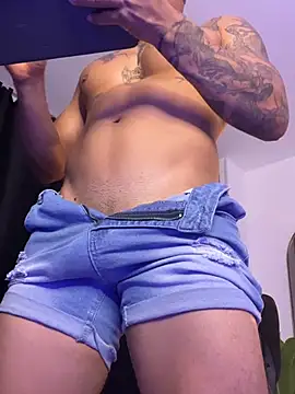 muscle boyhorny online show from February 21, 2026, 5:19 am