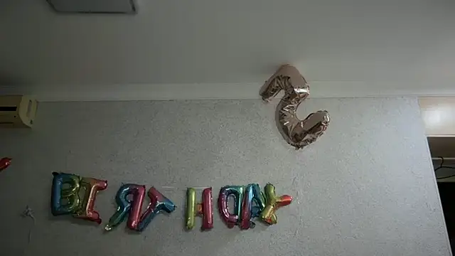 daddyandmyprincess online show from September 26, 2025, 6:12 pm