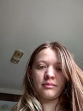 curvycakecutie online show from March 20, 2026, 5:07 pm