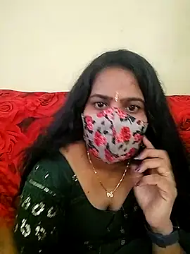 Snapshot of melina214 chatting on April 3, 2026, 8:45 am melina214 online show from April 3, 2026, 8:45 am