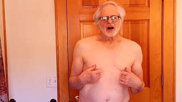 Snapshot of stripfun23 chatting on March 12, 2026, 6:58 pm stripfun23 online show from March 12, 2026, 6:58 pm