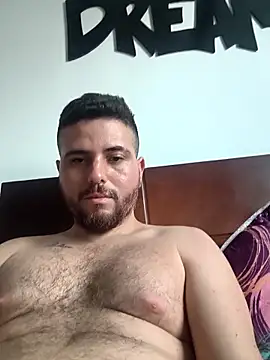 Snapshot of bearblonde1 chatting on February 23, 2026, 7:44 pm bearblonde1 online show from February 23, 2026, 7:44 pm