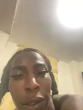 Richchocolatesweet  online show from December 11, 2024, 4:39 am