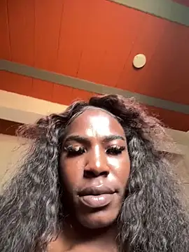 Richchocolatesweet  online show from February 12, 2026, 6:36 pm