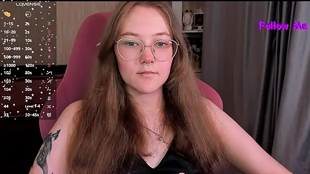 Snapshot of bunny_bubble chatting on July 7, 2026, 12:46 am bunny bubble online show from July 7, 2026, 12:46 am