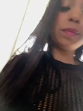 Juli Walker online show from December 18, 2024, 2:17 pm