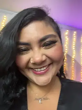 Juli Walker online show from March 13, 2026, 10:33 am