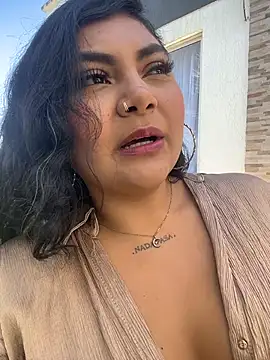 Juli Walker online show from March 16, 2026, 2:10 pm