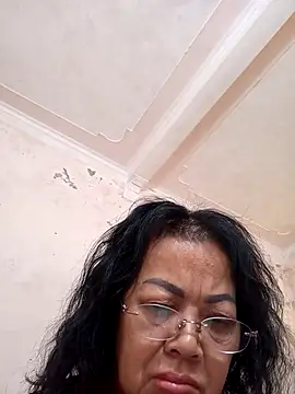 Hotestlove online show from November 28, 2025, 11:51 pm