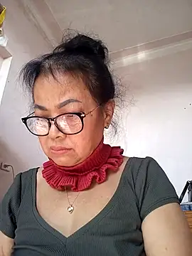 Hotestlove online show from January 11, 2026, 3:22 am