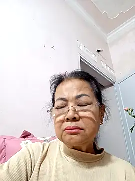 Snapshot of Hotestlove chatting on January 18, 2026, 11:58 am Hotestlove online show from January 18, 2026, 11:58 am