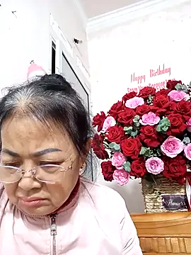 Snapshot of Hotestlove chatting on February 2, 2026, 1:43 pm Hotestlove online show from February 2, 2026, 1:43 pm