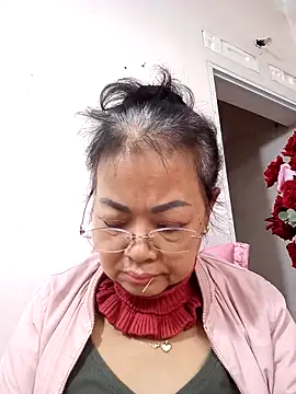 Snapshot of Hotestlove chatting on February 3, 2026, 2:53 am Hotestlove online show from February 3, 2026, 2:53 am