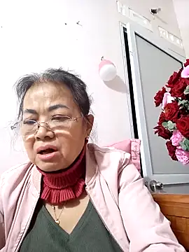 Snapshot of Hotestlove chatting on February 3, 2026, 1:38 pm Hotestlove online show from February 3, 2026, 1:38 pm