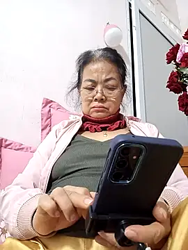 Snapshot of Hotestlove chatting on February 4, 2026, 1:50 pm Hotestlove online show from February 4, 2026, 1:50 pm