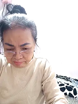 Snapshot of Hotestlove chatting on February 7, 2026, 10:13 pm Hotestlove online show from February 7, 2026, 10:13 pm