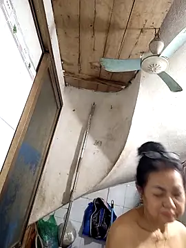 Snapshot of Hotestlove chatting on February 11, 2026, 2:44 pm Hotestlove online show from February 11, 2026, 2:44 pm