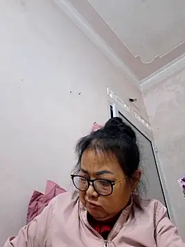 Snapshot of Hotestlove chatting on February 12, 2026, 10:10 am Hotestlove online show from February 12, 2026, 10:10 am