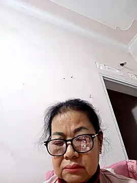 Snapshot of Hotestlove chatting on February 12, 2026, 11:00 pm Hotestlove online show from February 12, 2026, 11:00 pm