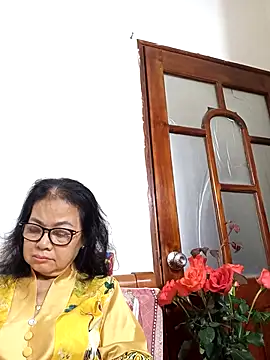 Snapshot of Hotestlove chatting on February 16, 2026, 11:12 pm Hotestlove online show from February 16, 2026, 11:12 pm