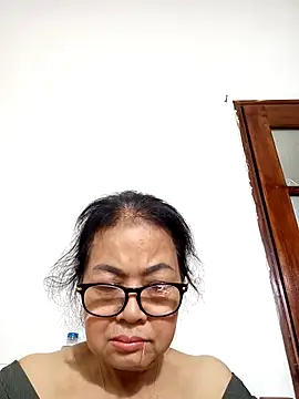 Snapshot of Hotestlove chatting on February 17, 2026, 2:02 pm Hotestlove online show from February 17, 2026, 2:02 pm