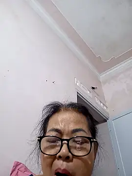 Snapshot of Hotestlove chatting on February 26, 2026, 12:53 am Hotestlove online show from February 26, 2026, 12:53 am