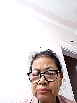 Snapshot of Hotestlove chatting on March 15, 2026, 12:49 am Hotestlove online show from March 15, 2026, 12:49 am