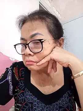 Snapshot of Hotestlove chatting on March 24, 2026, 1:43 am Hotestlove online show from March 24, 2026, 1:43 am