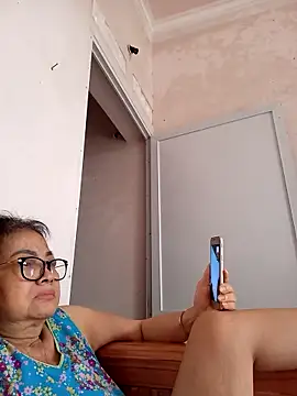 Snapshot of Hotestlove chatting on March 31, 2026, 1:18 am Hotestlove online show from March 31, 2026, 1:18 am