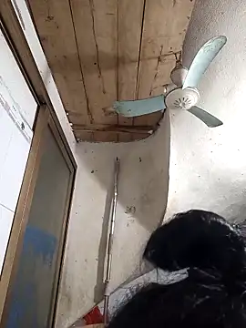 Snapshot of Hotestlove chatting on April 10, 2026, 1:27 pm Hotestlove online show from April 10, 2026, 1:27 pm