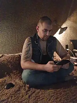 Foxyshaved online show from October 21, 2025, 1:39 am