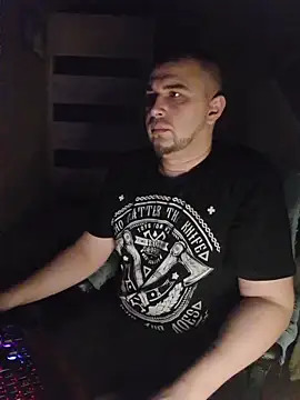 Foxyshaved online show from February 5, 2026, 4:28 am