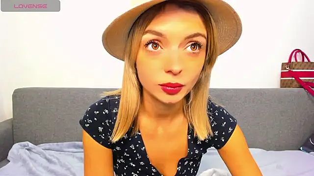  ellen meow  online show from October 19, 2025, 6:30 pm