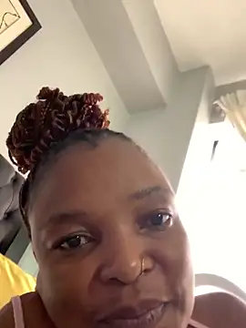 slimcateee online show from January 21, 2025, 5:38 am