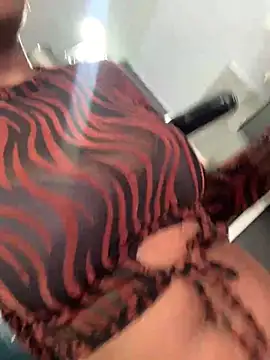 slimcateee online show from February 10, 2025, 9:47 am
