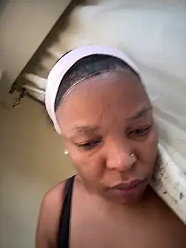 slimcateee online show from April 3, 2026, 6:00 am